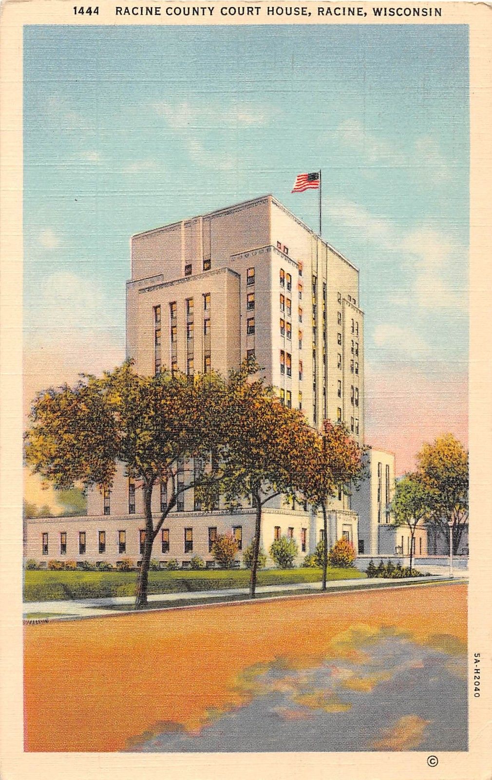 Racine Wisconsin Racine County Court House Antique Postcard (J12484