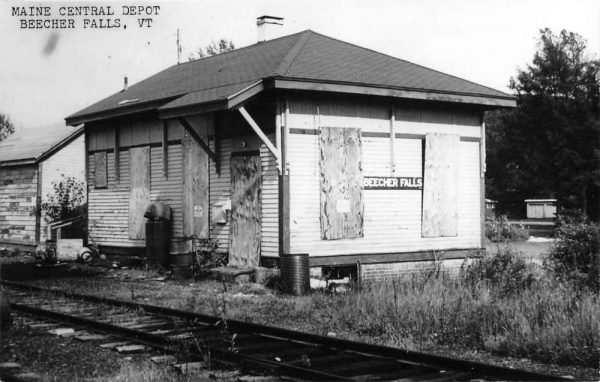 Beecher Falls Vermont Maine Central Depot Real Photo Vintage Postcard K98229