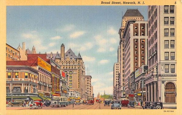 Newark New Jersey Broad Street Scene Historic Bldgs Vintage Postcard K98473