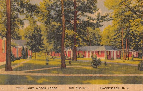 Hackensack New Jersey Twin Lakes Motor Lodge Street View Antique Postcard K98526