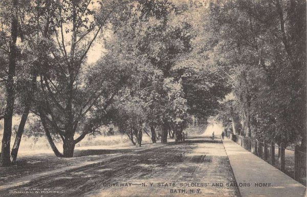 Bath New York Soldiers Sailors Home Street View Antique Postcard K98907