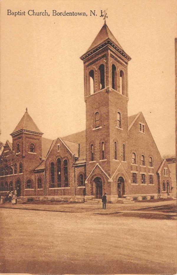 Bordentown New Jersey Baptist Church Exterior Antique Postcard K99030