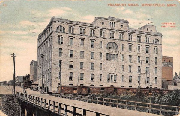 Minneapolis Minnesota Pillsbury Mills Street View Antique Postcard K101171