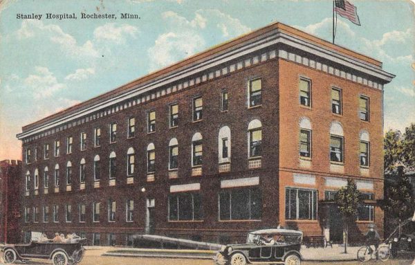 Rochester Minnesota Stanley Hospital Street View Antique Postcard K101175