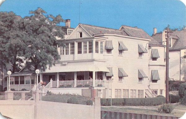 Ocean Grove New Jersey White House Street View Vintage Postcard K102586