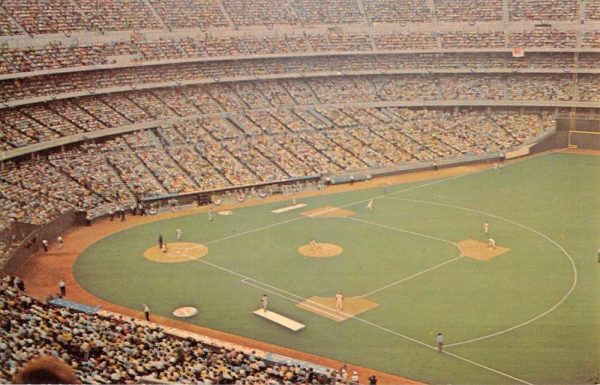 Cincinnati Ohio Riverfront Stadium Baseball Vintage Postcard K103759