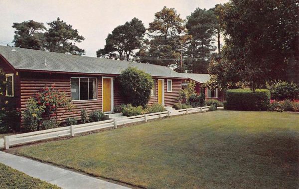 Cambria California Pines Lodge Street View Vintage Postcard K103878