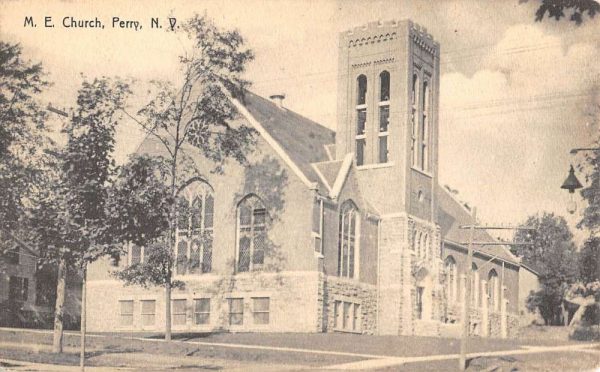 Perry New York ME Church Street View Antique Postcard K106838