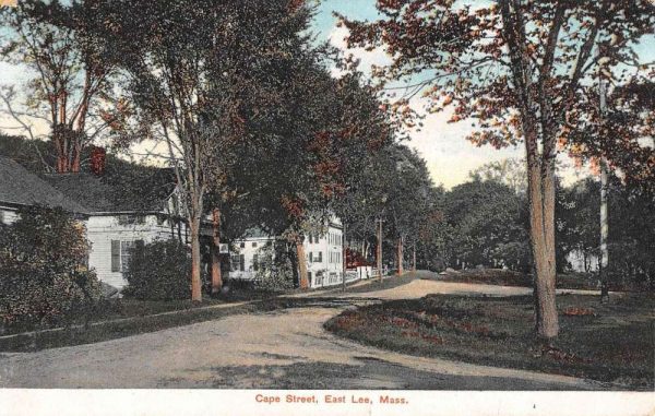 East Lee Massachusetts Cape Street Scene Historic Bldgs Antique Postcard K107231