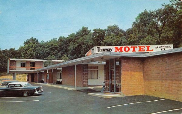 Ardsley New York Thruway Motel Street View Vintage Postcard KA688607