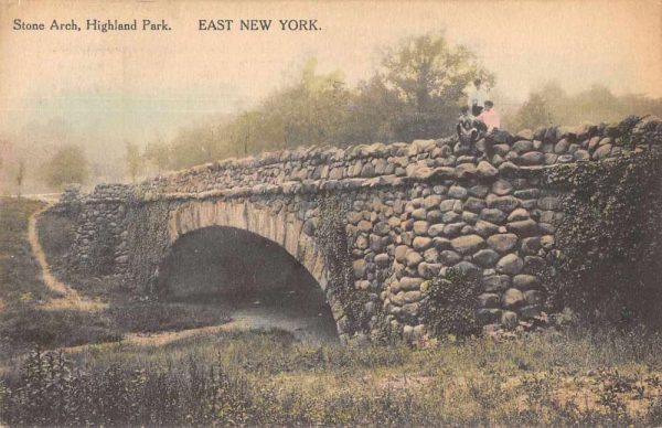 Brooklyn New York Highland Park Stone Arch Vintage Postcard JB627524