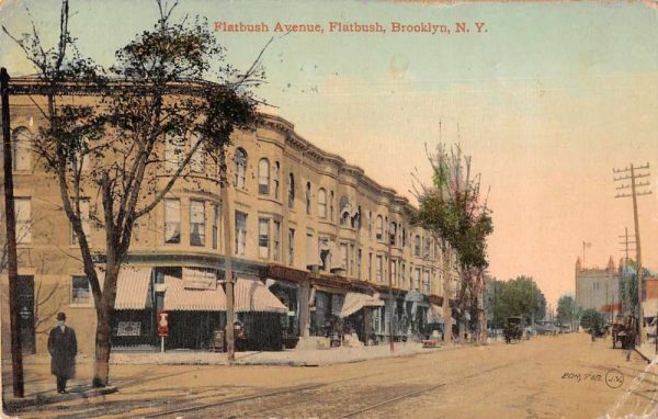 Brooklyn New York Flatbush Avenue Street Scene Vintage Postcard JC932634