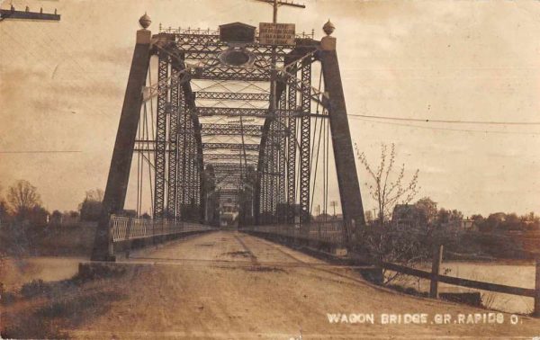 Grand Rapids Ohio Wagon Bridge Real Photo Vintage Postcard JJ658714