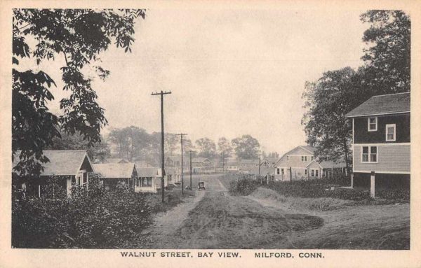 Milford Connecticut Walnut Street Bay View Vintage Postcard JJ658744