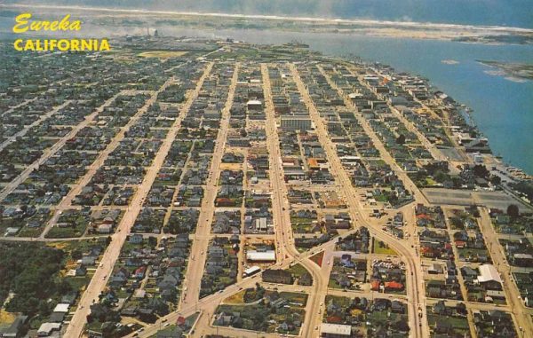 Eureka California panoramic aerial view showing city vintage pc ZE686280