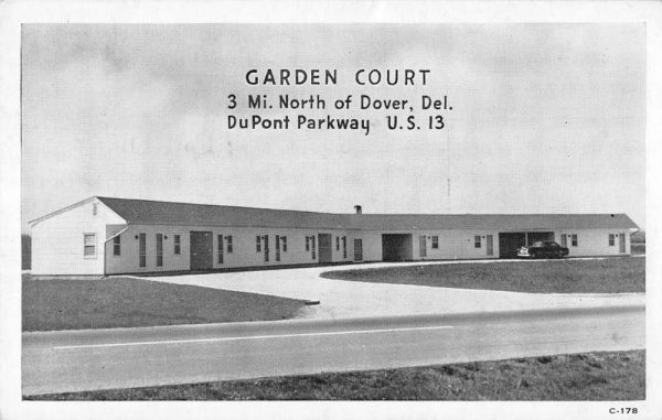 Dover Delaware birds eye view Garden Court entrance vintage pc ZE686404