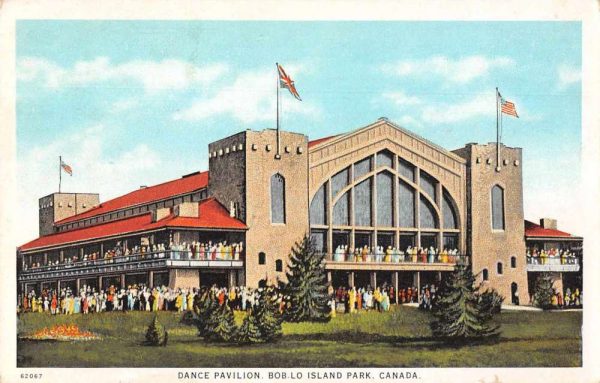 Bob Lo Island Park Canda Dance Pavilion Exterior Vintage Postcard JJ649534