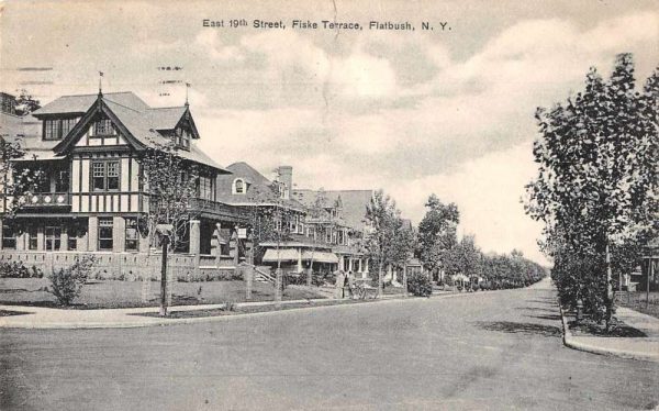 Flatbush New York Fiske Terrace East 19th Street Vintage Postcard JJ649803