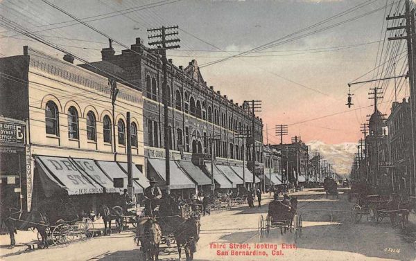 San Bernardino California Third Street Looking East Vintage Postcard AA73