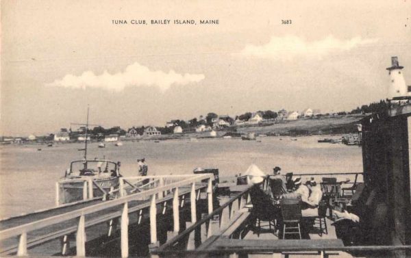 Bailey Island Maine panoramic view Tuna Club boats pier antique pc BB238