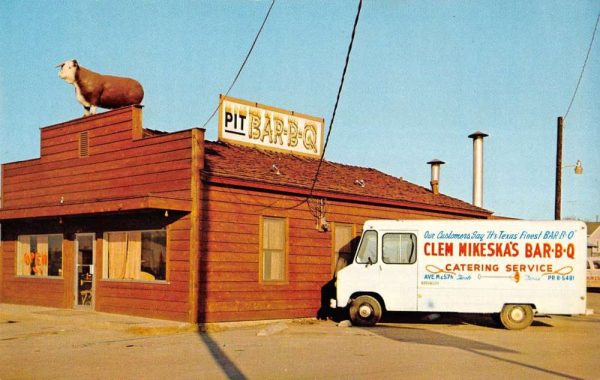 Temple Texas Entrance View Clem Mikeska's Bar-B-Q Vintage Pc BB303 ...