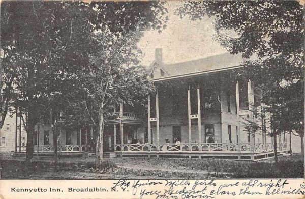 Broadalbin New York Kennyetto Inn Exterior Vintage Postcard AA1154