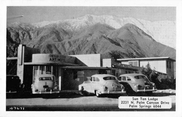 Palm Springs California birds eye view Sun Tan Lodge vintage pc BB1270