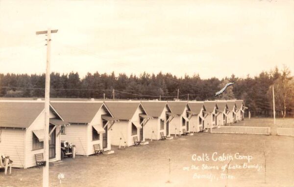 Bemidji Minnesota Gal's Cabin Camp, Real Photo Vintage Postcard U7938