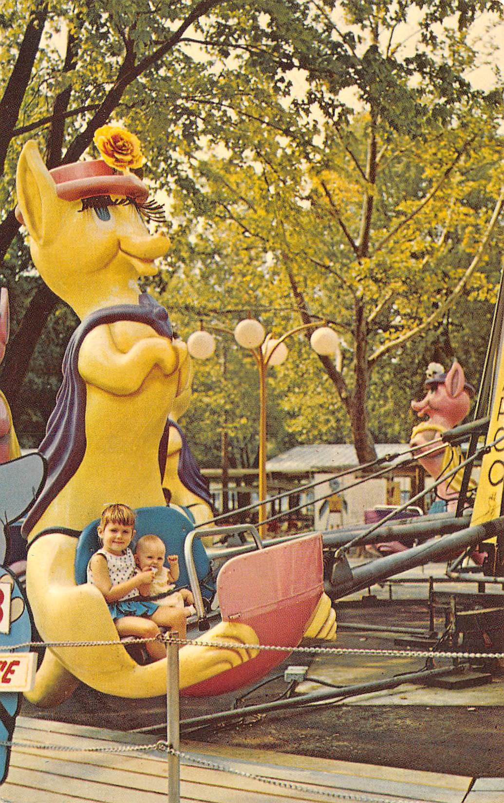 Cincinnati Ohio Coney Island Park, Beach & Pool, Kangaroo Ride, PC ...