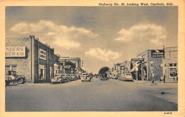 Ogallala Nebraska Highway 30, Looking W., Chevron Gas Station, Vintage PC U14339