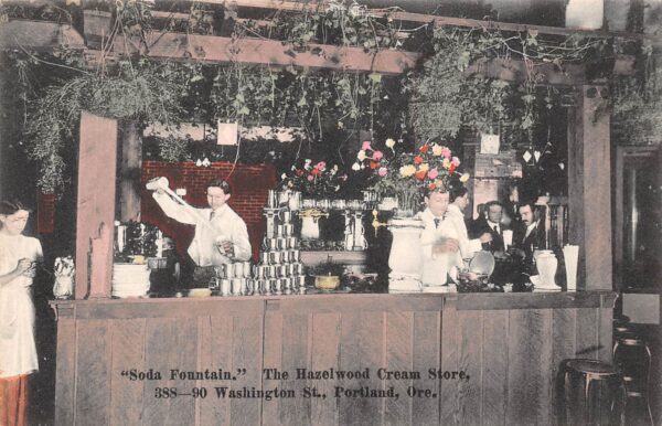 Portland Oregon The Hazelwood Cream Store, Soda Fountain Vintage PC U14680