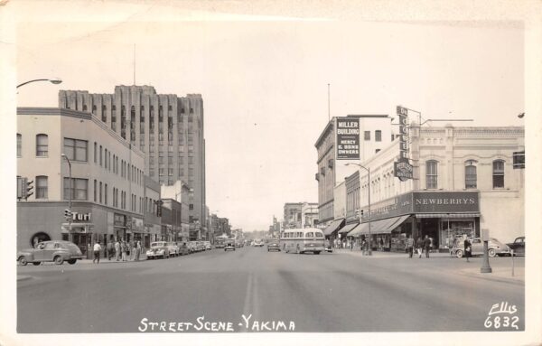 Yakima Washington Street Scene, Real Photo Vintage Postcard U14953