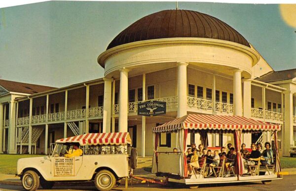 Put-in-Bay Ohio Viewmobile Trailer Bus Sightseeing Postcard AA93643