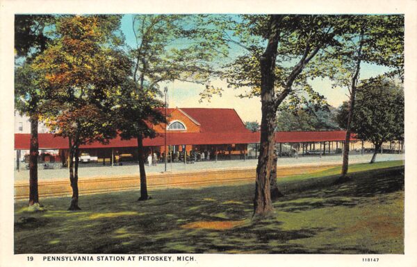 Petoskey Michigan Pennsylvania Railroad Station, White Border, Vintage PC U22111