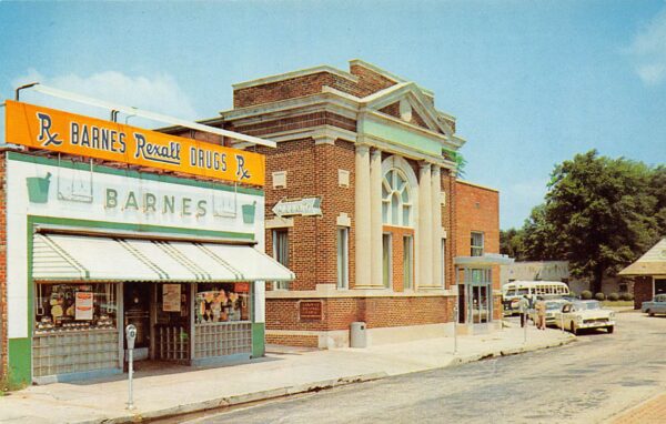 Ashland Virginia Barnes Rexall Drug Store, Chrome, Vintage Postcard U22184