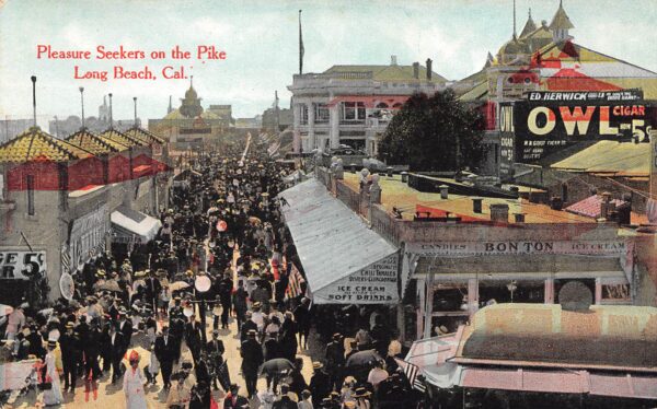 Long Beach California Pleasure Seekers On The Pike, Vintage Postcard U22197