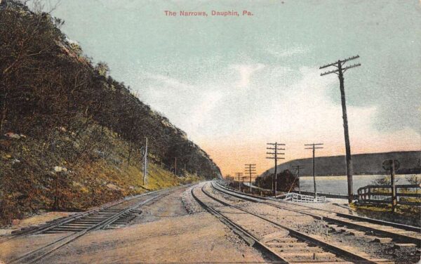 Dauphin Pennsylvania The Narrows Railroad Scene Vintage Postcard AA94576