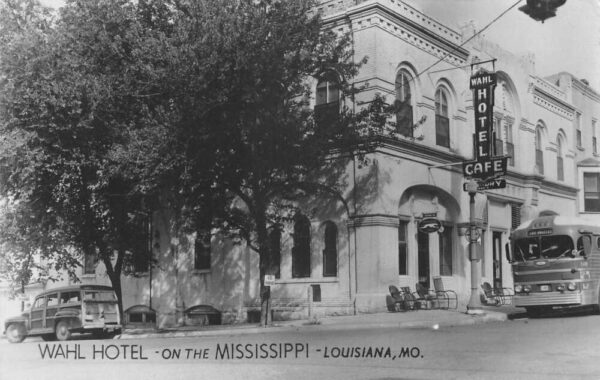 Louisiana Missouri Wahl Hotel and Cafe Bus Real Photo Vintage Postcard AA94658