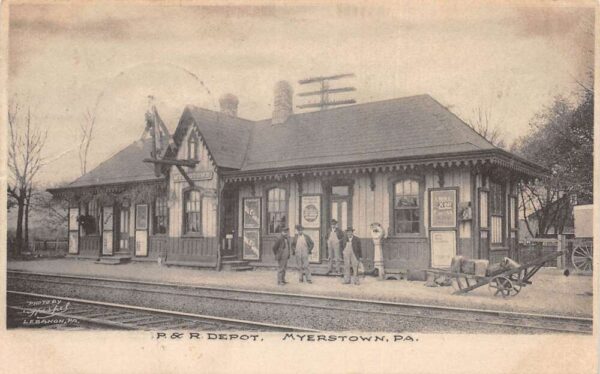 Myerstown Pennsylvania R and R Depot Train Station Vintage Postcard AA95468