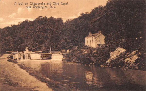 Washington DC Lock House on Chesapeake Ohio Canal Vintage Postcard AA95532