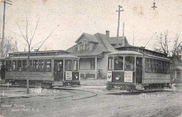 Sioux Falls South Dakota Trolley Street Car Street Scene Postcard AA96282