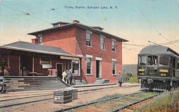 Schuyler Lake New York Trolley Station Vintage Postcard AA96294