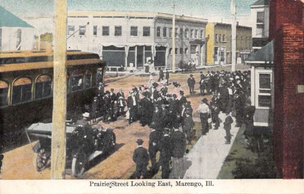 Marengo Illinois Prairie Street Looking East Trolley Postcard AA96316