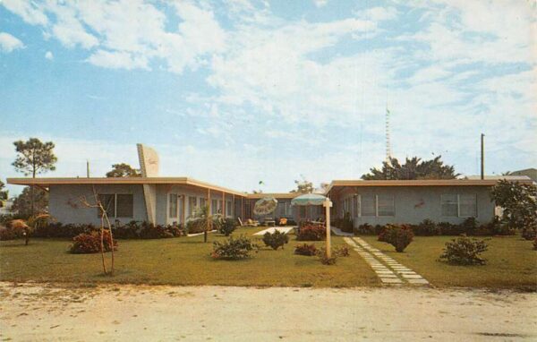 Naples Florida Naples Island Apartments Vintage Postcard AA96338