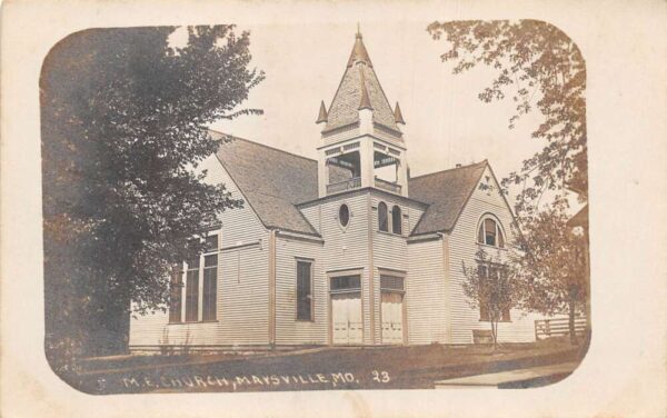 Maysville Missouri Methodist Episcopal Church Real Photo Postcard AA96392