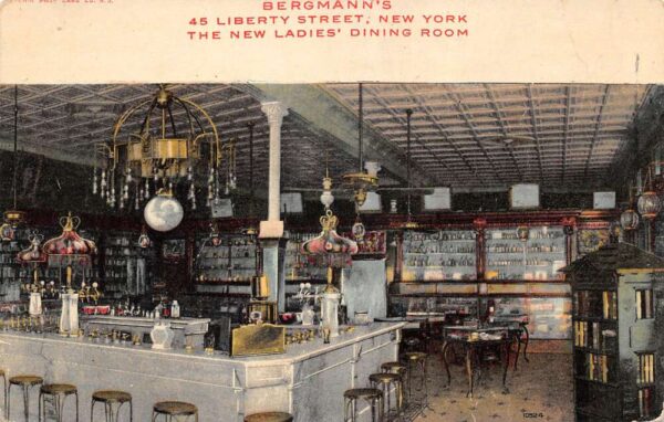 New York City Bergmann's Dept Store New Ladies' Dining Room Postcard AA96567