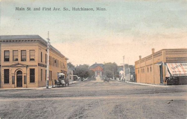 Hutchinson Minnesota Main Street Vintage Postcard AA92898