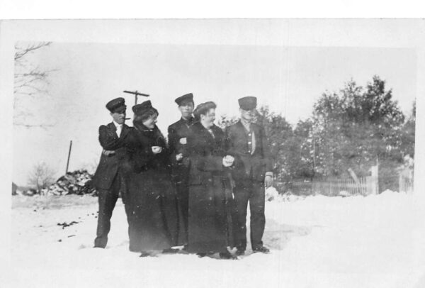 Hamburg Minnesota People Posing for Picture in Snow Real Photo Postcard AA92968