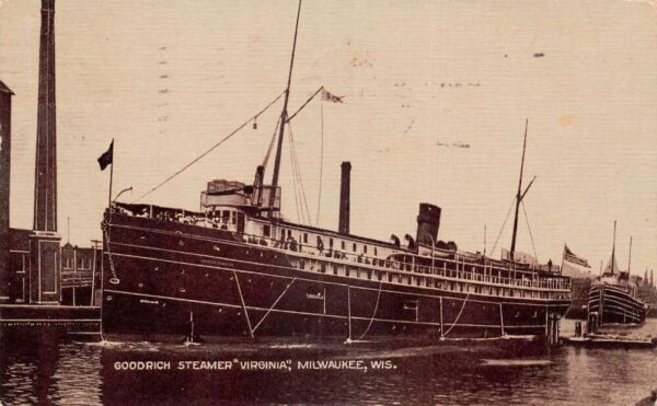 Muskegon Michigan Steamers at Dock Wharf Pier Vintage Postcard AA93029