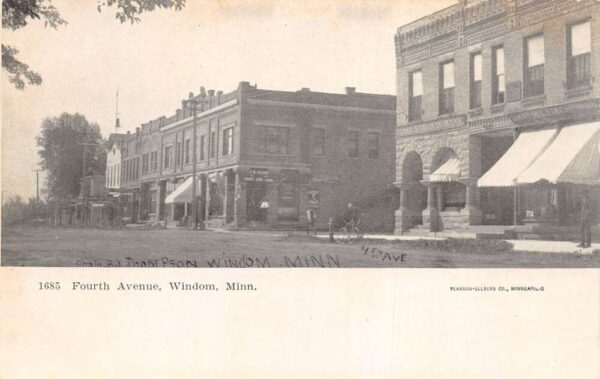 Windom Minnesota Fourth Avenue Street Scene Bicycle Postcard AA93149